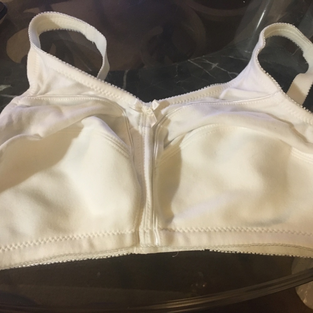 𝅺COMFORT choice white bra 34d